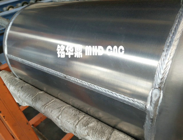 貯氣筒雙環縫自動焊接設備.jpg 環縫焊.jpg