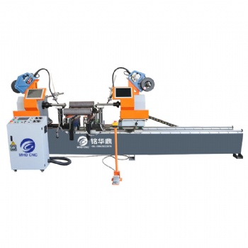 托輥?zhàn)詣雍附訑?shù)控機(jī)床